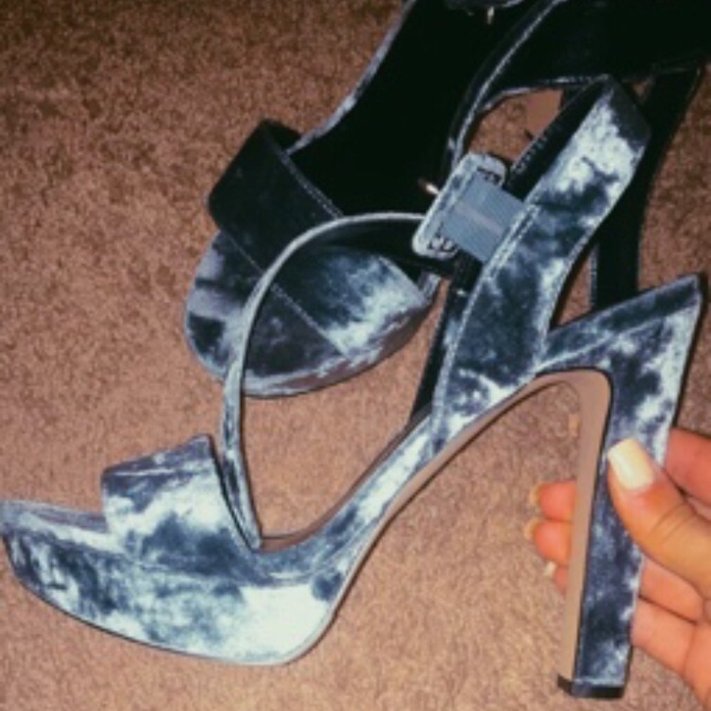 heels!